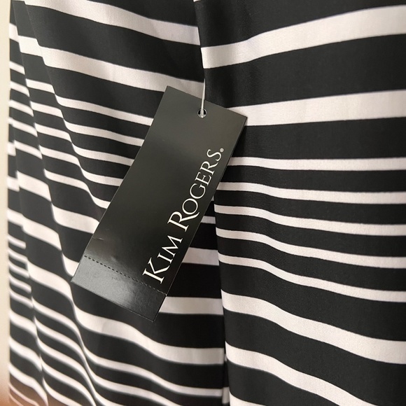 Kim Rogers NWT size Small Black & White Stripe Tunic Top with Spandex Fall - Picture 7 of 14